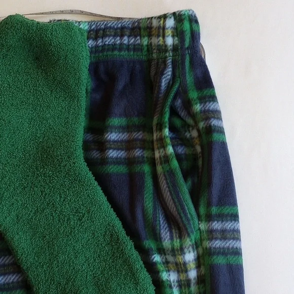 NWT 2PC Sleep Chic Plaid Pajama Pants Socks S Bottoms Blue Green JC Penney - Picture 3 of 10